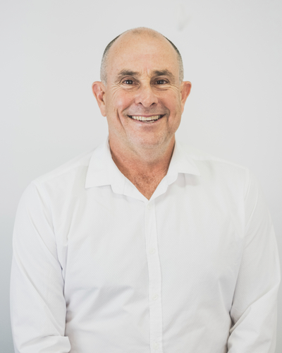 Dr Doug Warne